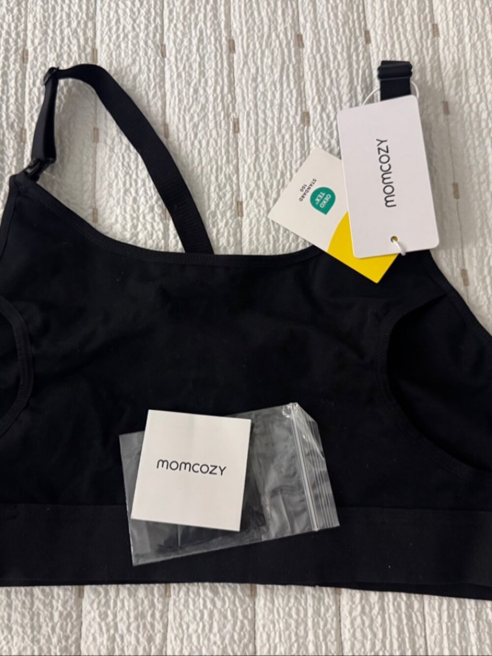 Momcozy Hands-Free Pumping Bra Black M NWT